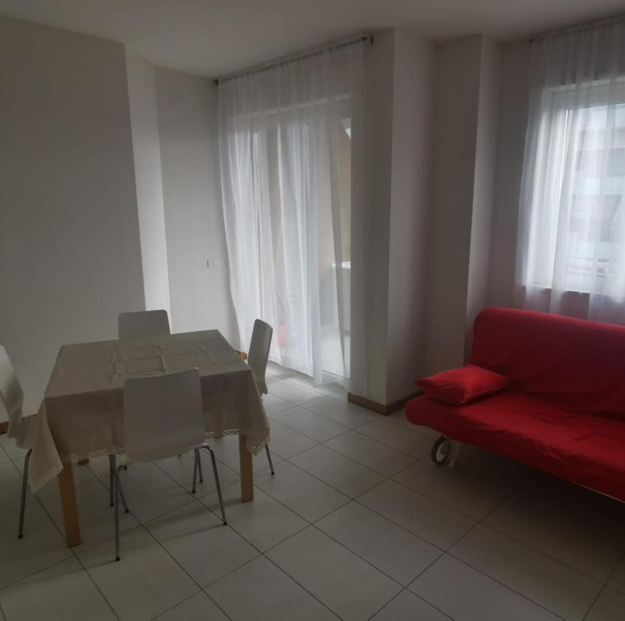 Casamare Alba Adriatica Frontemare Apartment Exterior foto